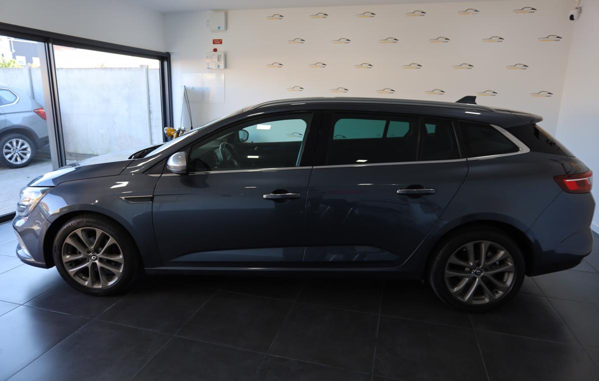 renault-megane-sport-tourer-2018-diesel-1461cc