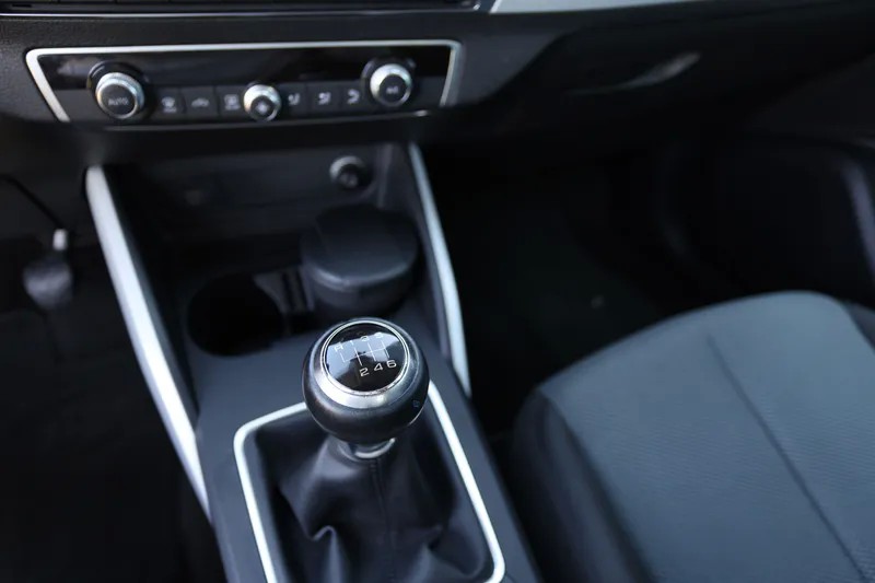 audi-q2-2017-diesel-1598cc