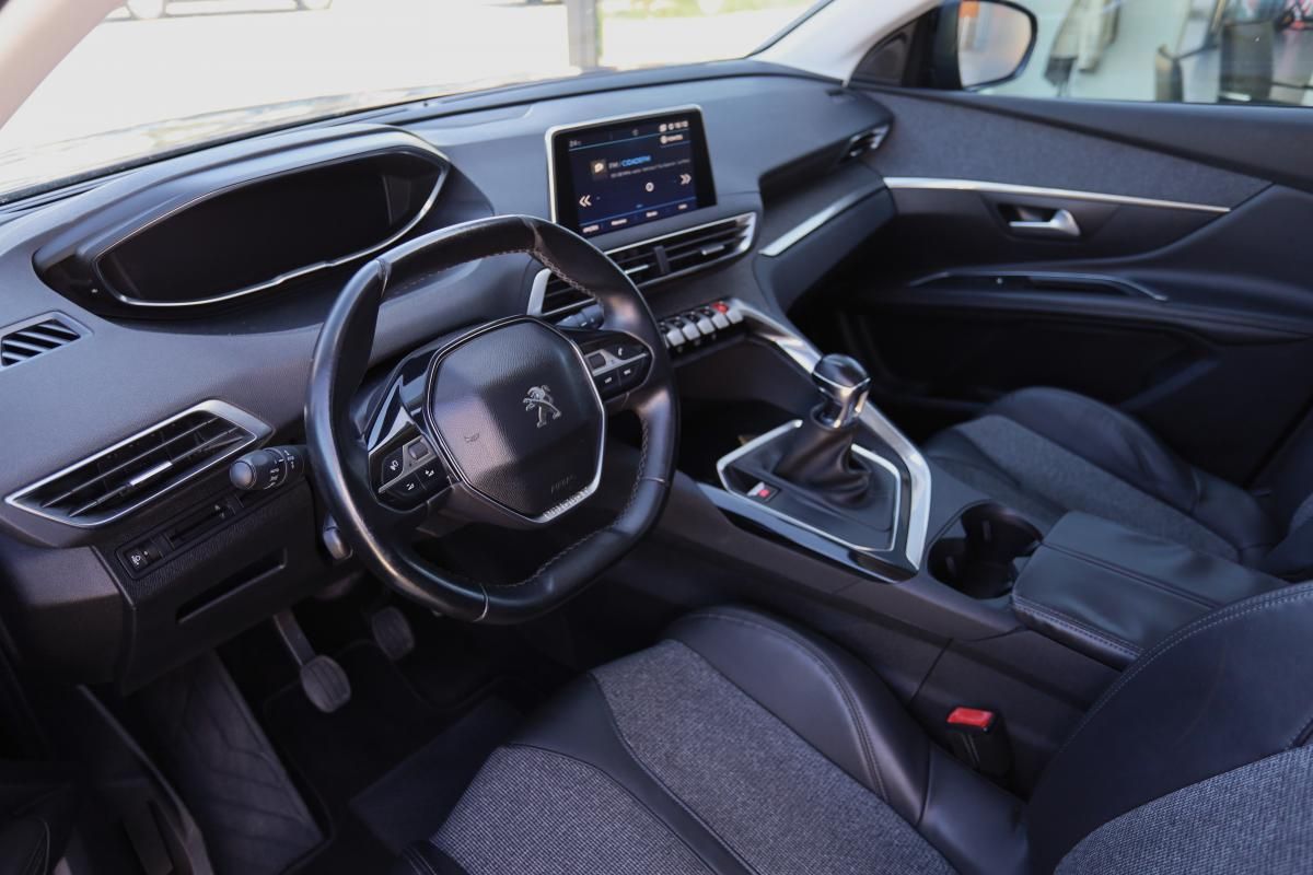 peugeot-3008-2017-diesel-1560cc
