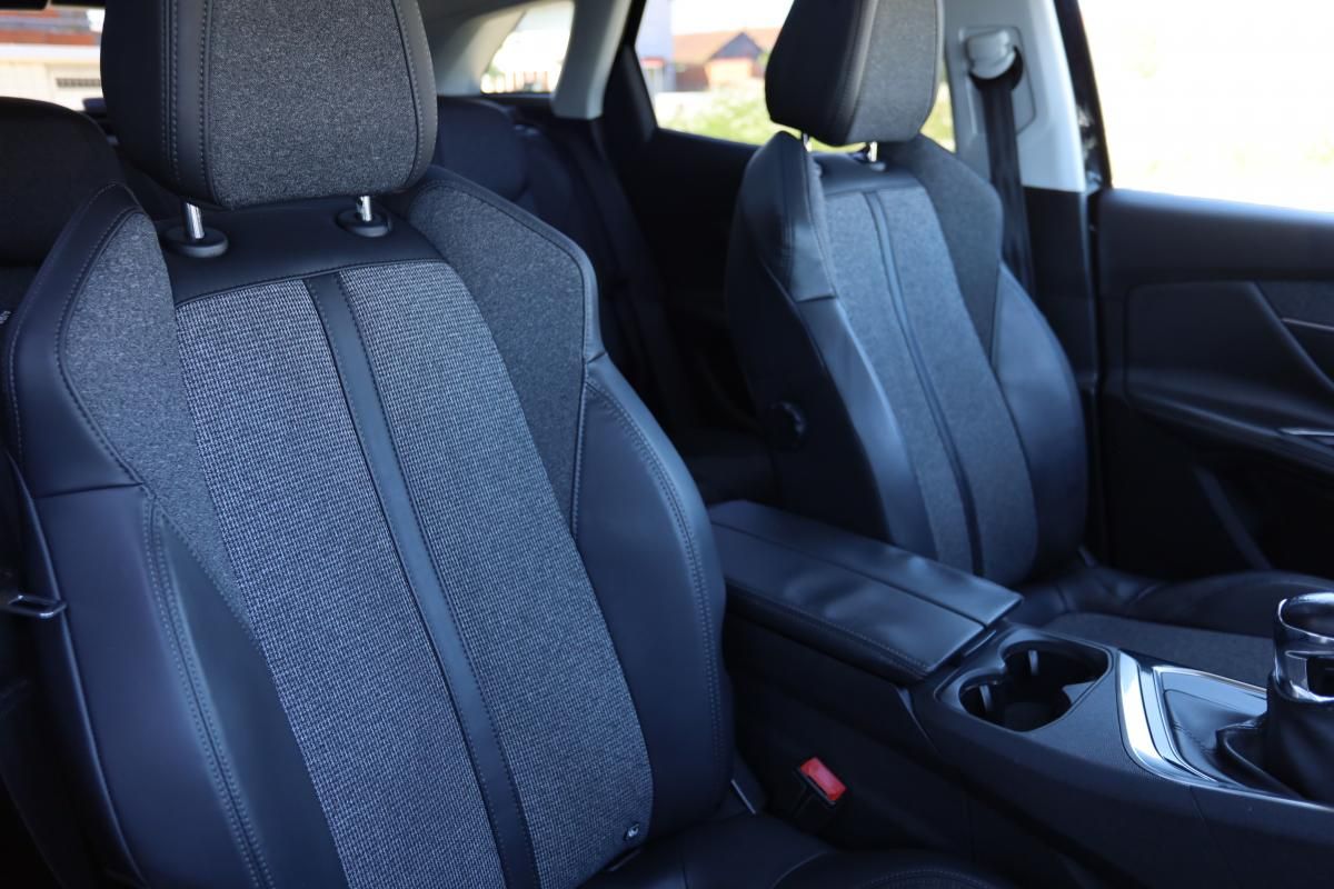 peugeot-3008-2017-diesel-1560cc