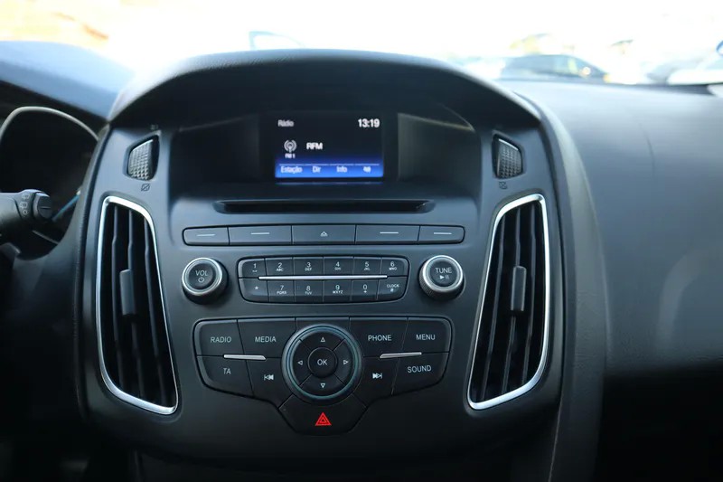 ford-focus-2017-diesel-1499cc