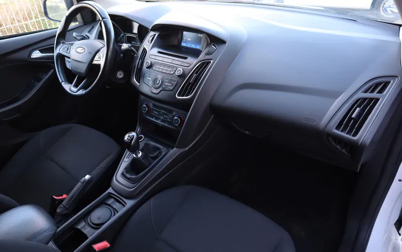 ford-focus-2017-diesel-1499cc