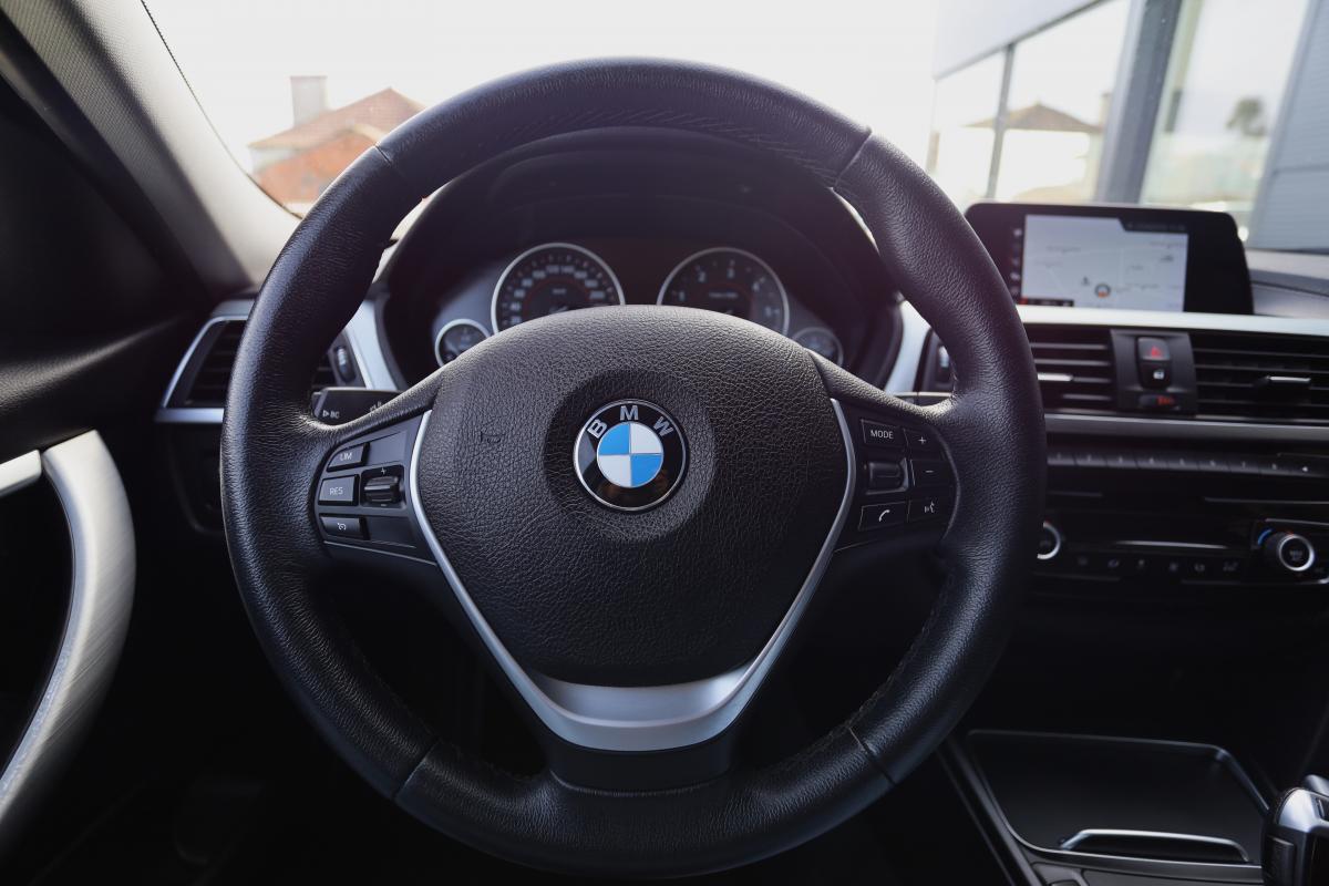 bmw-serie-3-2019-diesel-1995cc