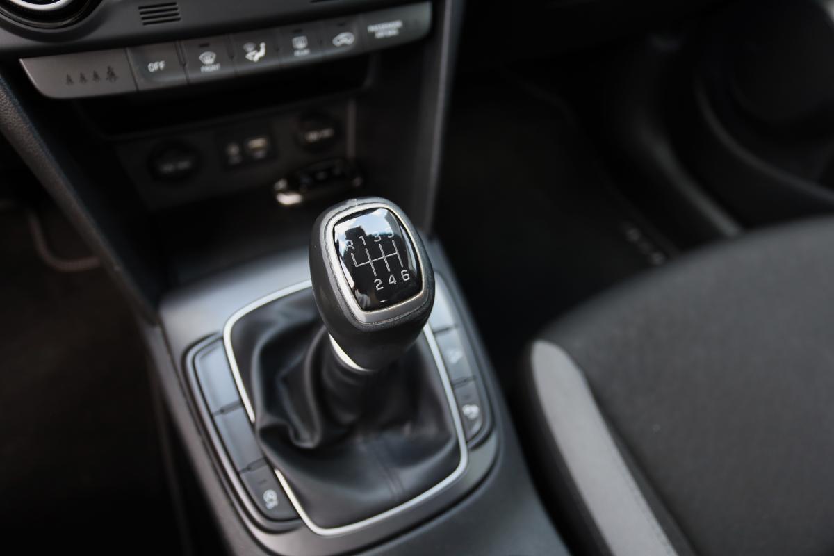 hyundai-kauai-2018-gasolina-998cc