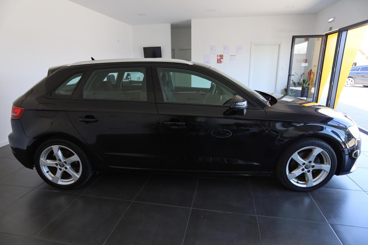 audi-a3-sportback-2017-diesel-1598cc
