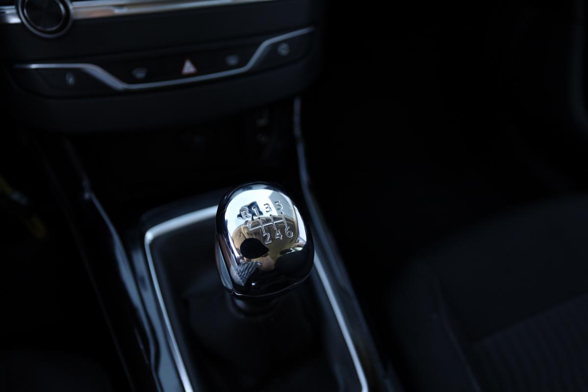peugeot-308-2016-diesel-1560cc