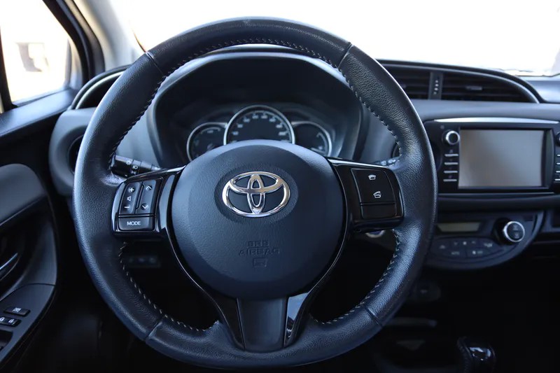 toyota-yaris-2019-hibrido-a-gasolina-1497cc