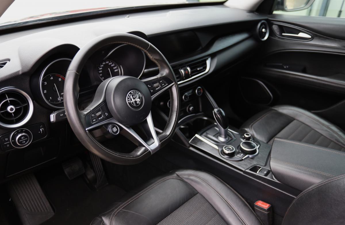alfa-romeo-stelvio-2018-diesel-2143cc
