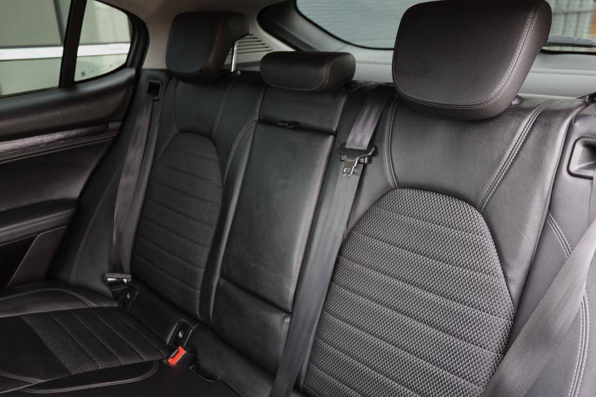 alfa-romeo-stelvio-2018-diesel-2143cc