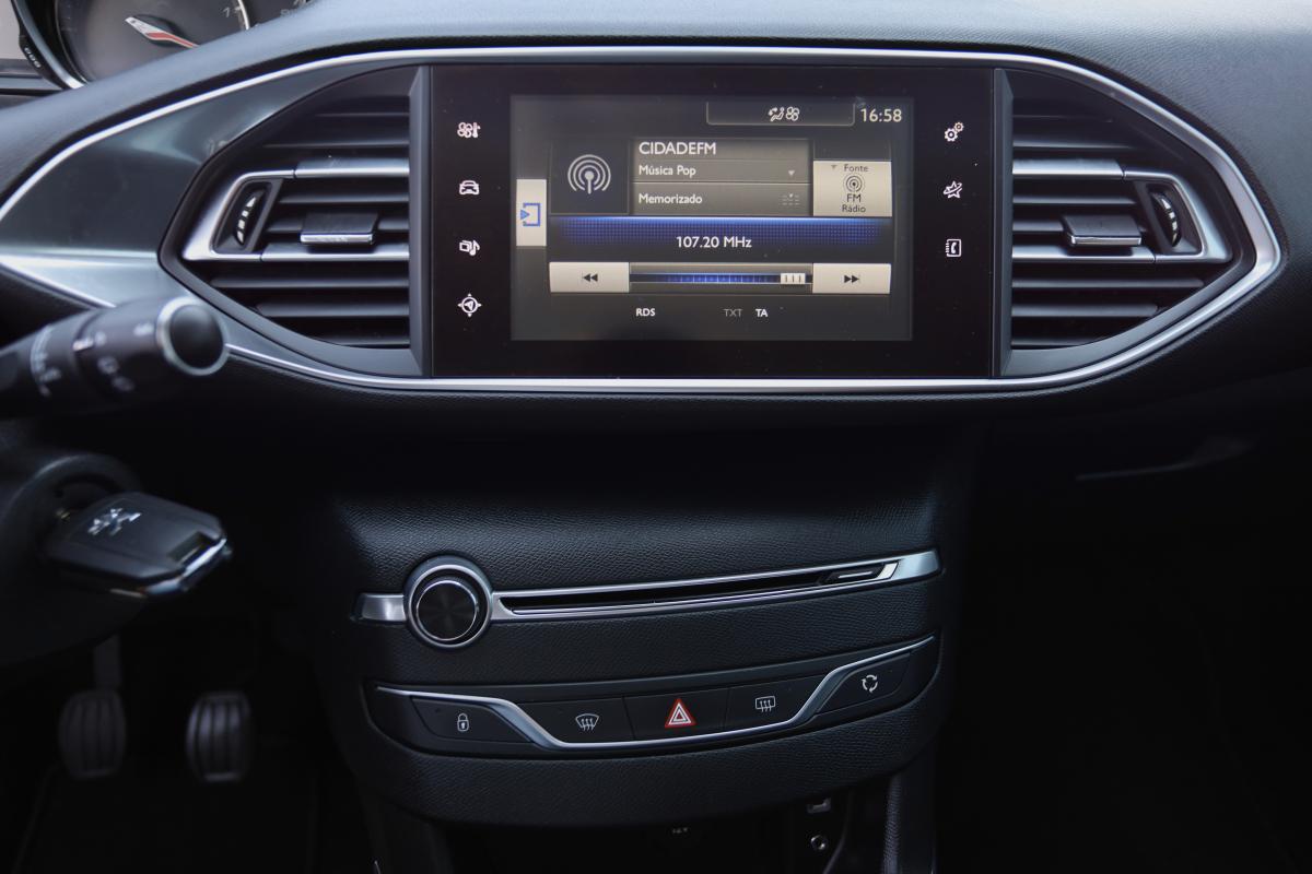 peugeot-308-2016-diesel-1560cc