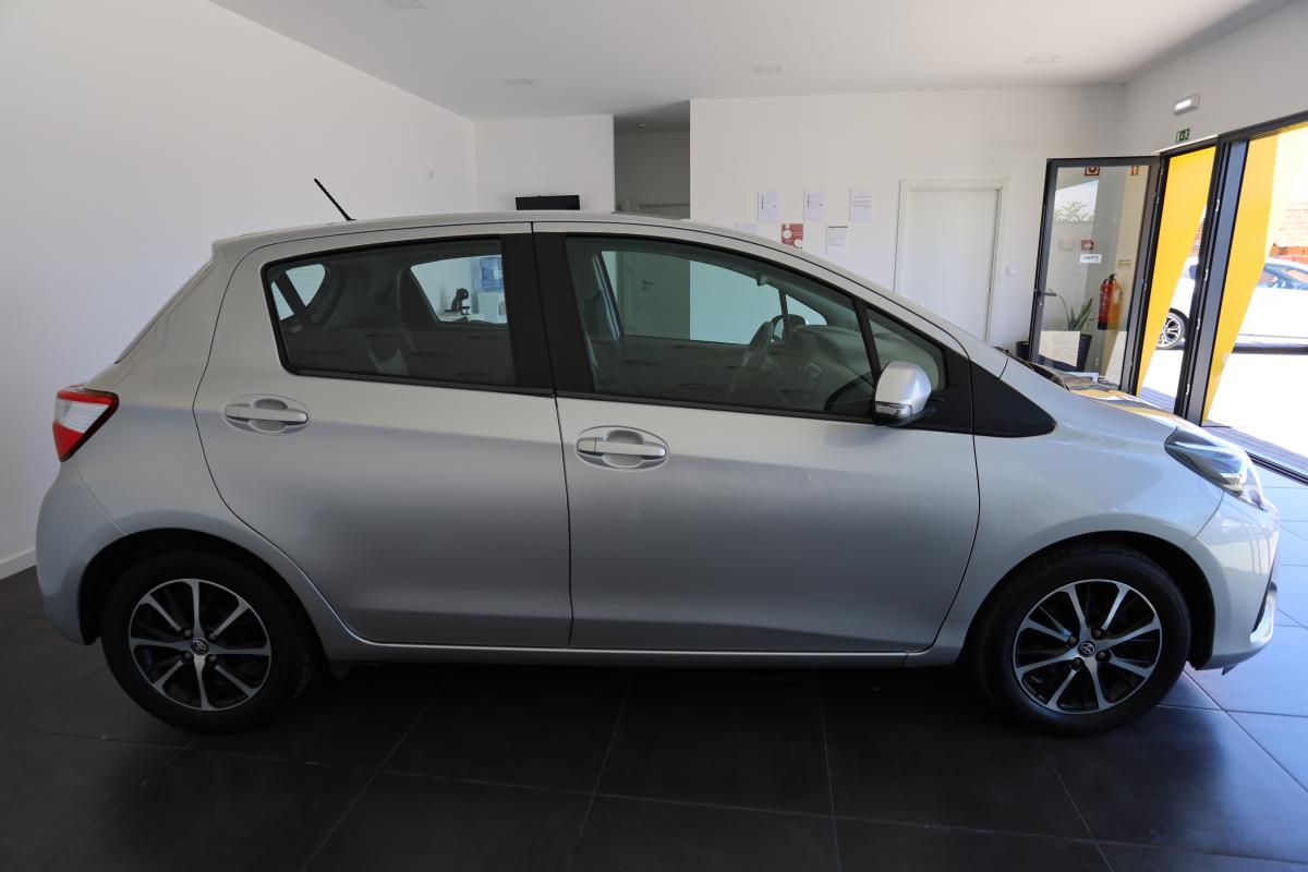 toyota-yaris-2020-gasolina-998cc