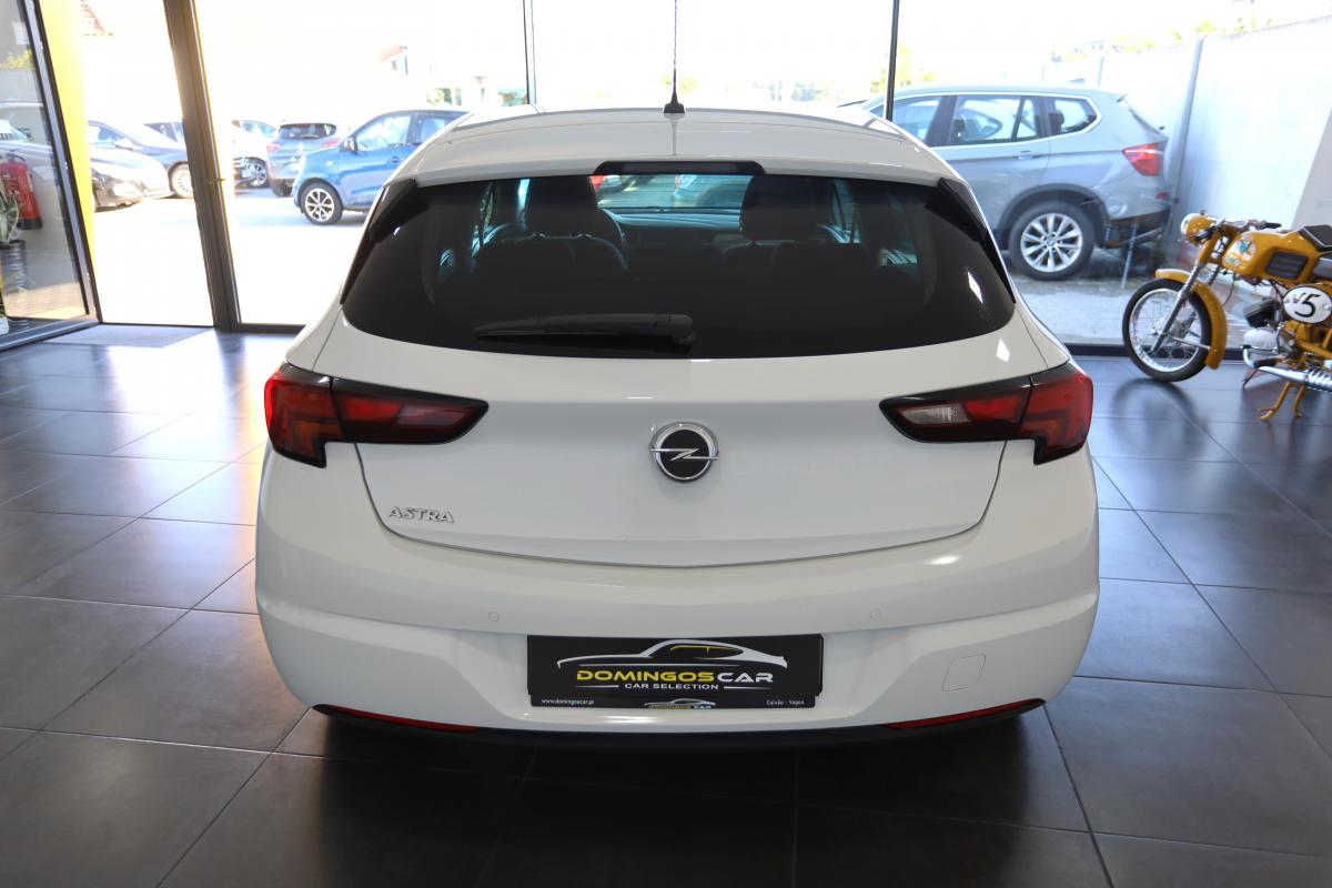 opel-astra-2020-diesel-1496cc