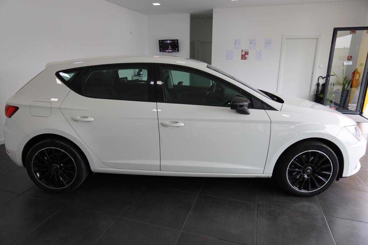 seat-leon-2019-diesel-1598cc