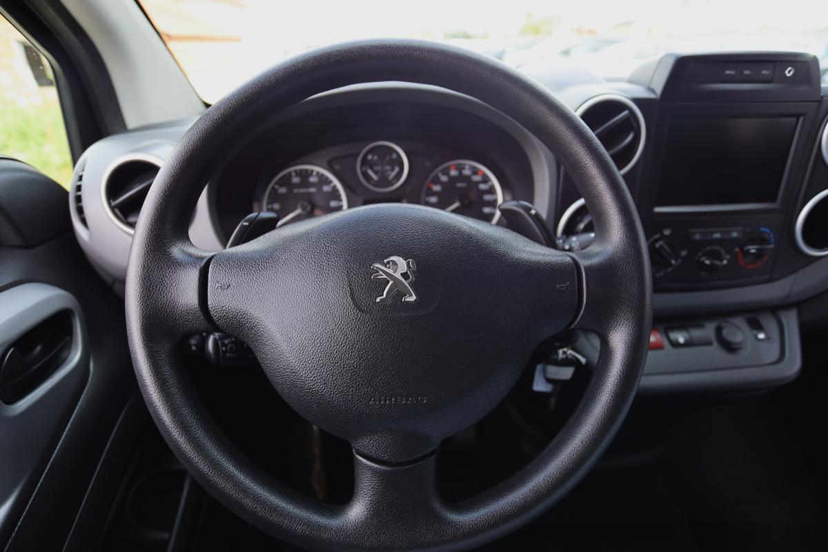 peugeot-partner-2018-diesel-1560cc