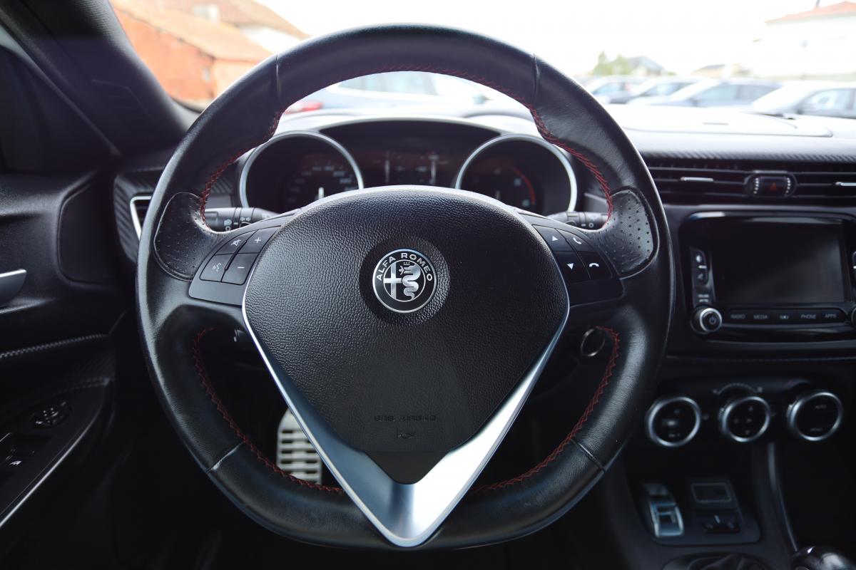 alfa-romeo-giulietta-2021-diesel-1598cc