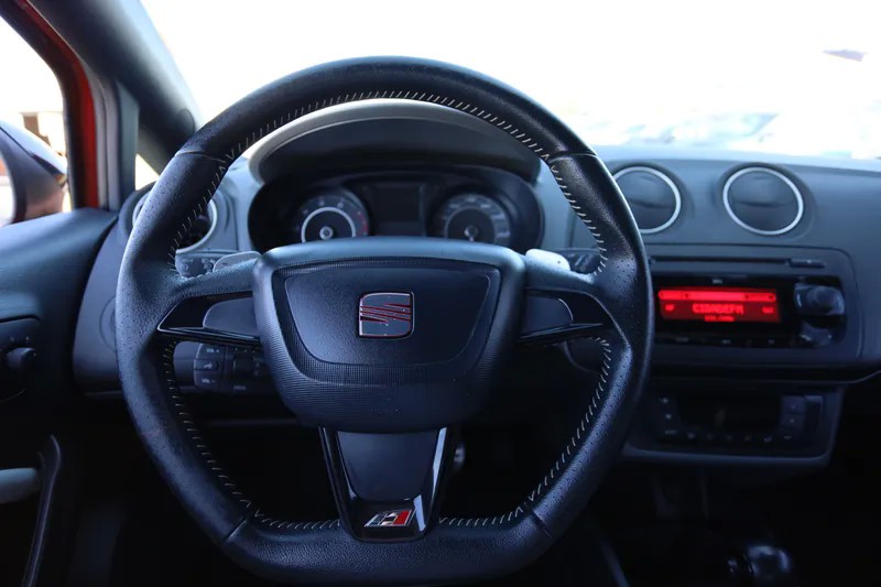 seat-ibiza-2013-gasolina-1390cc