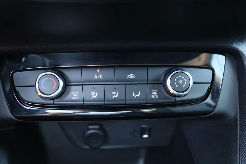 opel-corsa-2023-diesel-1499cc