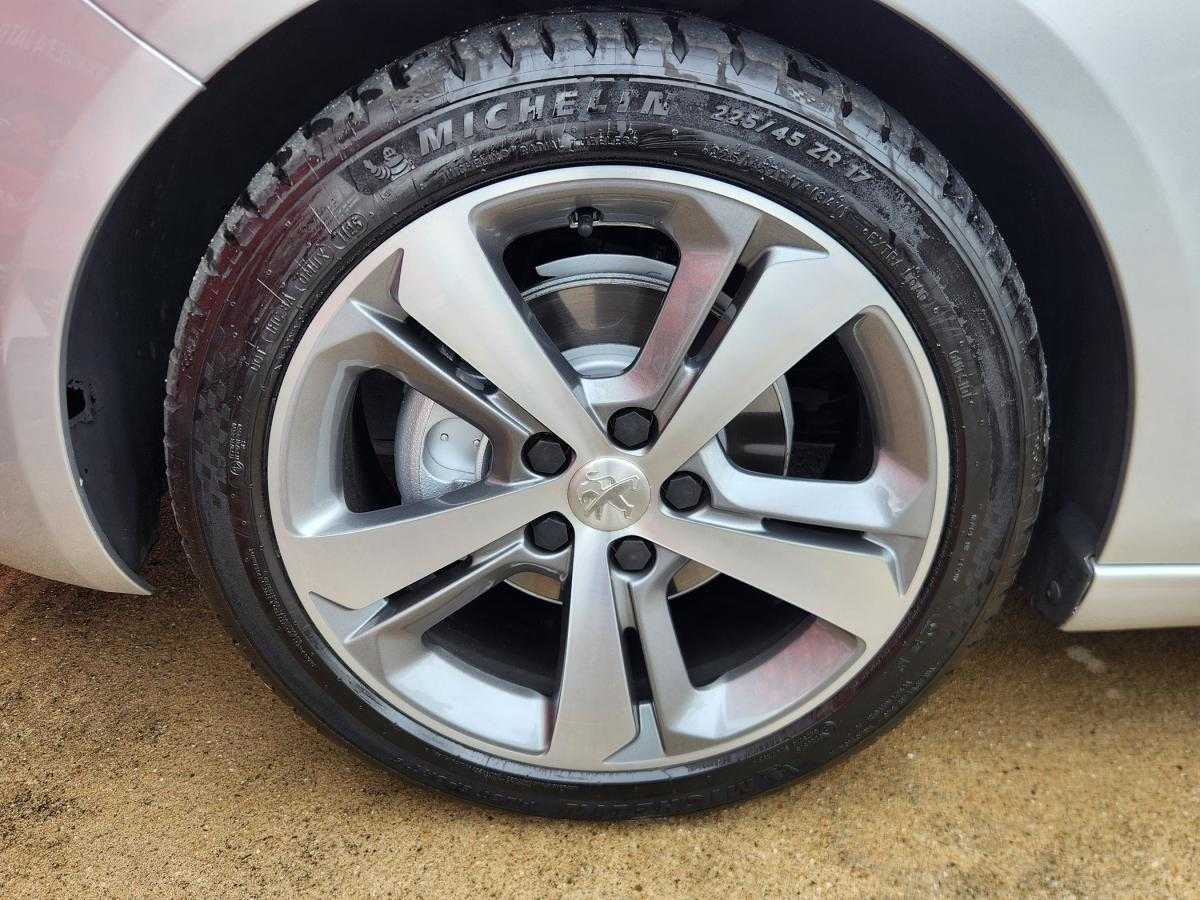 peugeot-308-2015-diesel-1560cc