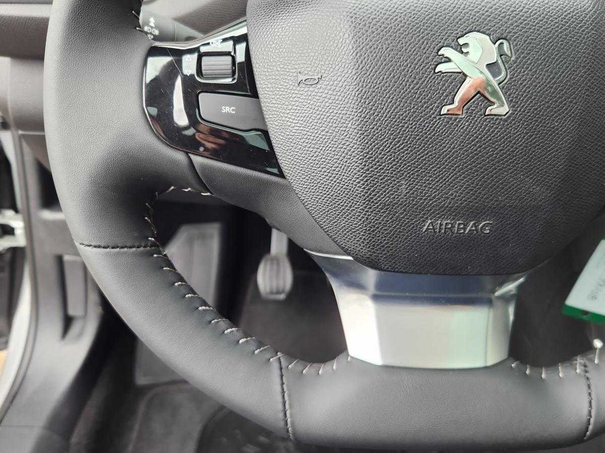 peugeot-308-2015-diesel-1560cc