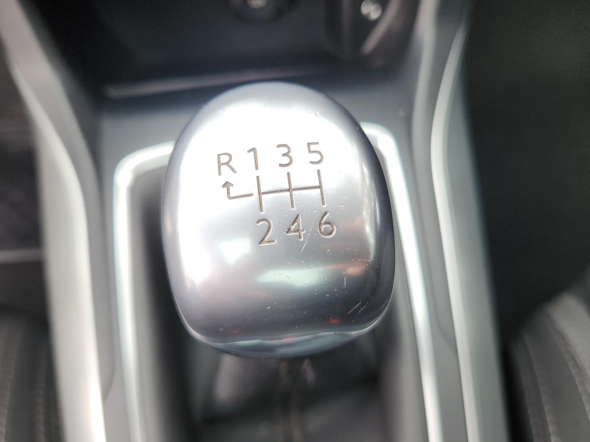 peugeot-308-2015-diesel-1560cc