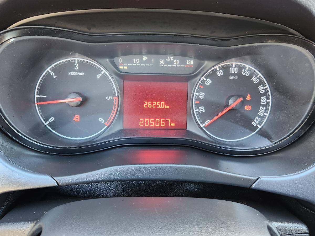 opel-corsa-2017-diesel-1248cc