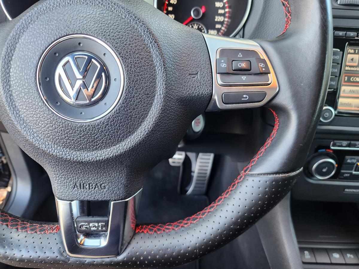 volkswagen-golf-2011-gasolina-1984cc