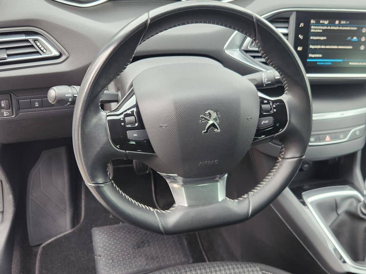 peugeot-308-2019-diesel-1499cc
