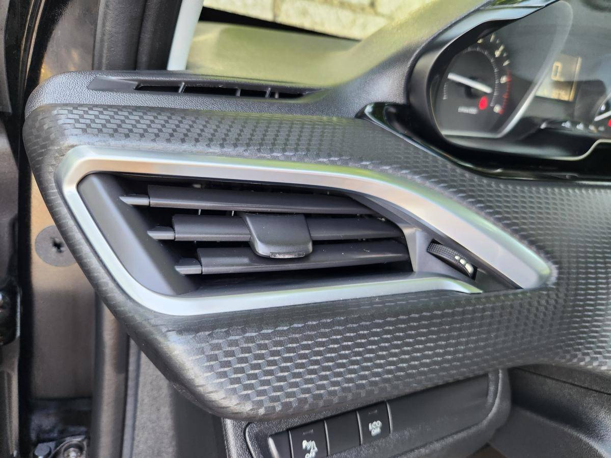 peugeot-208-2019-diesel-1499cc