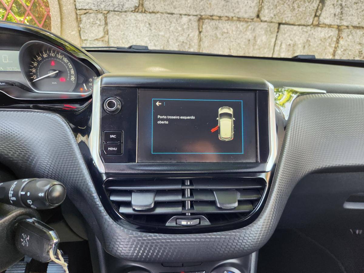 peugeot-208-2019-diesel-1499cc