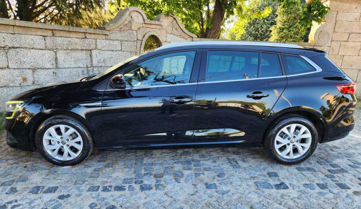 renault-megane-sport-tourer-2019-diesel-1461cc