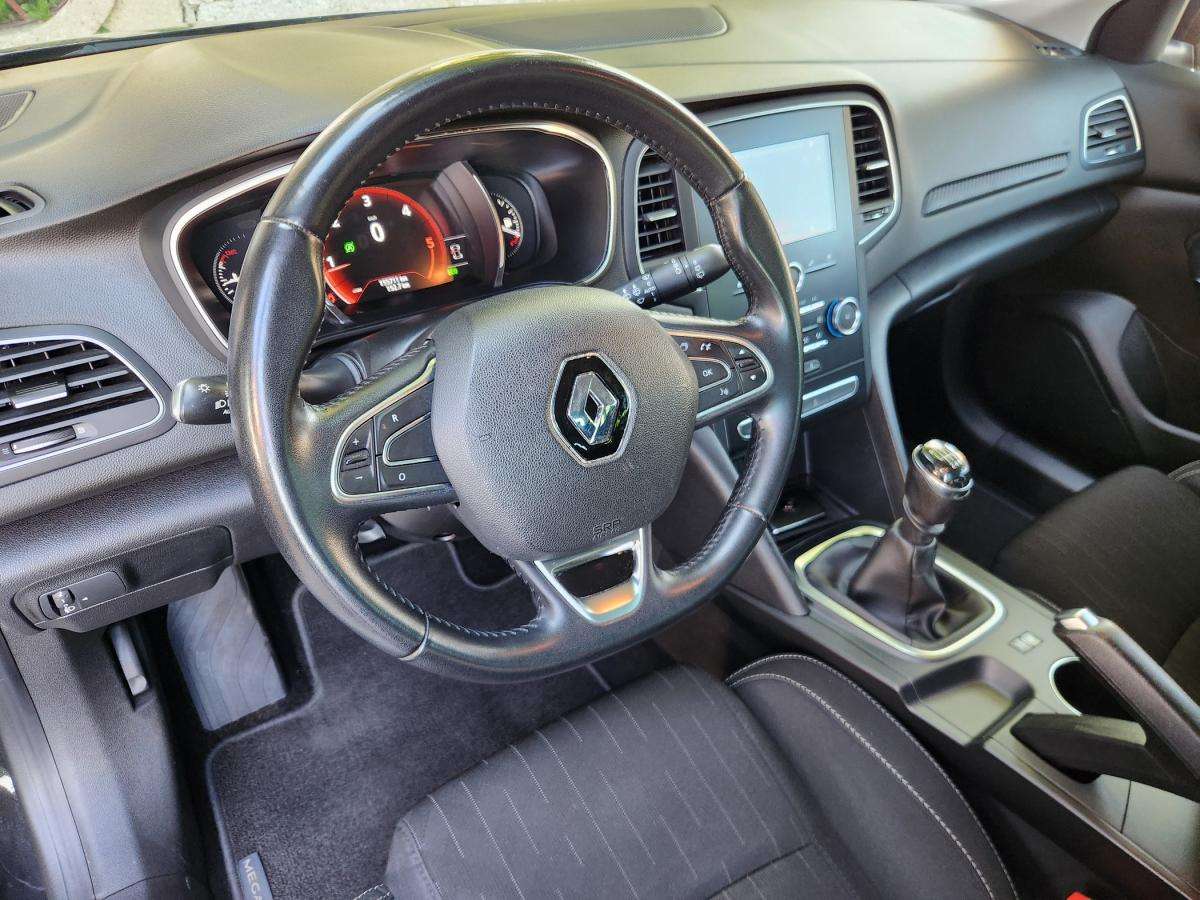 renault-megane-sport-tourer-2019-diesel-1461cc