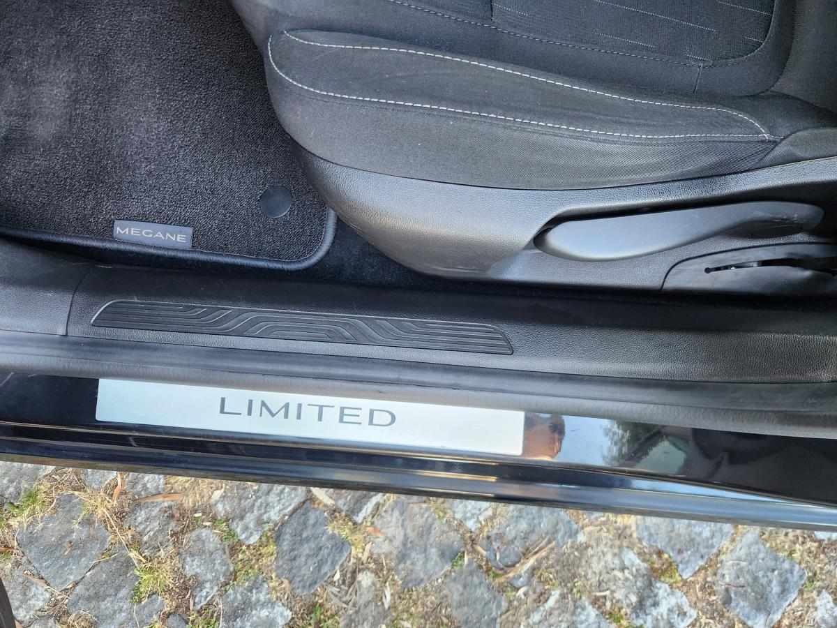 renault-megane-sport-tourer-2019-diesel-1461cc