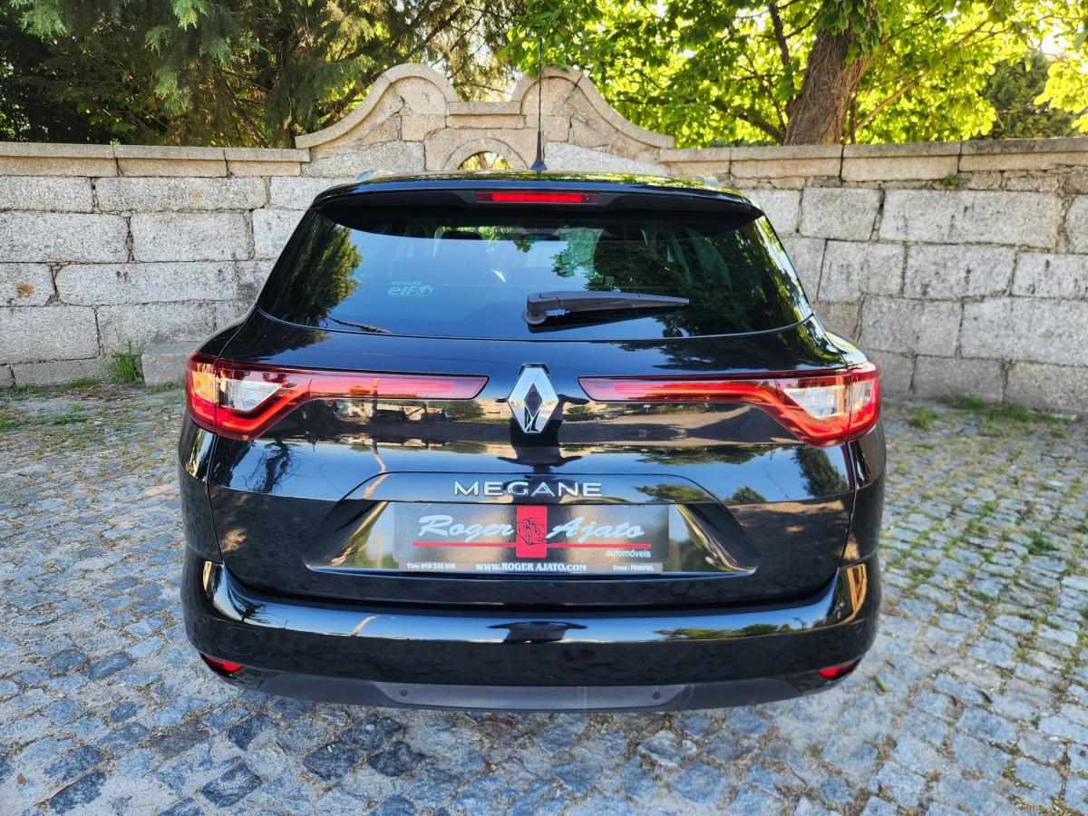 renault-megane-sport-tourer-2019-diesel-1461cc