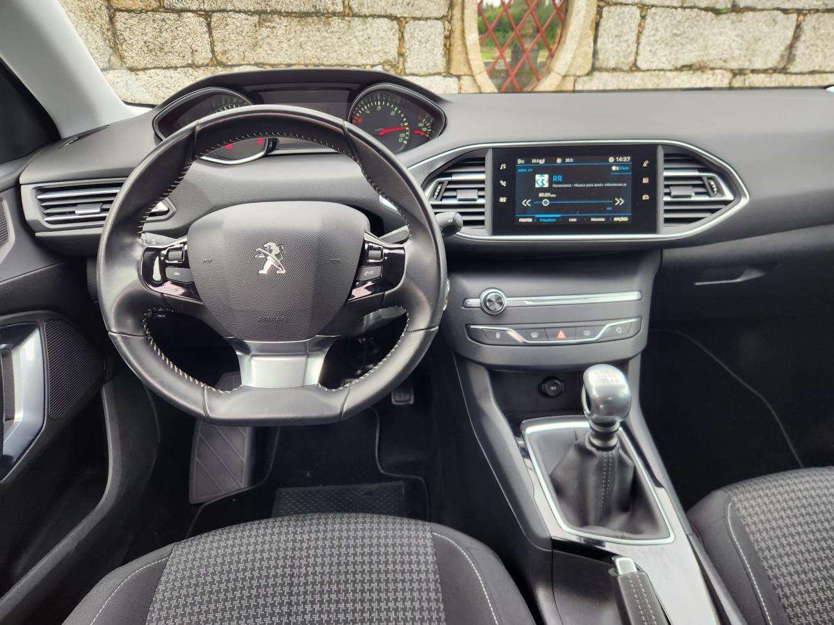 peugeot-308-2019-diesel-1499cc