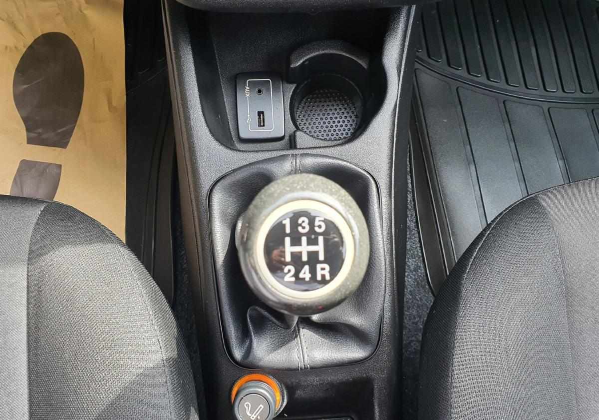 fiat-punto-2015-diesel-1248cc