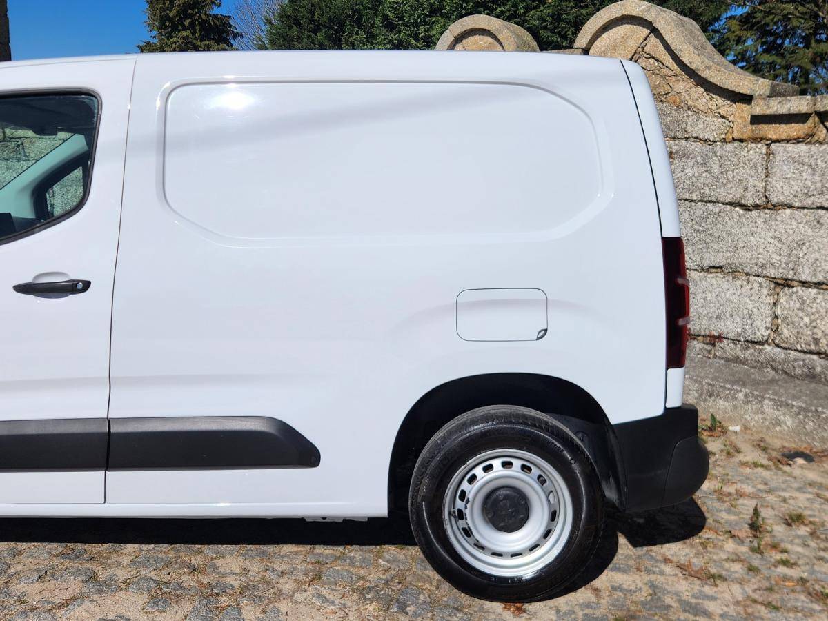 peugeot-partner-2022-diesel-1499cc