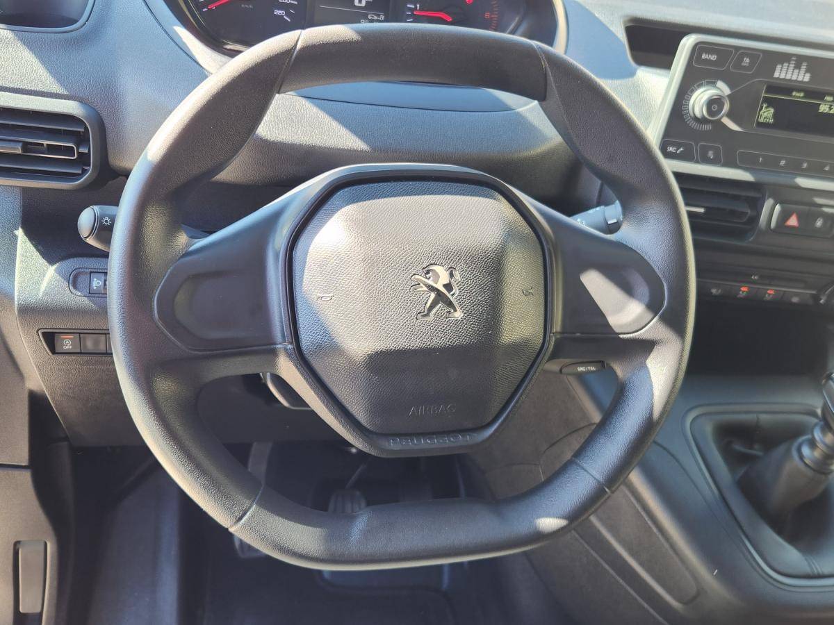 peugeot-partner-2022-diesel-1499cc