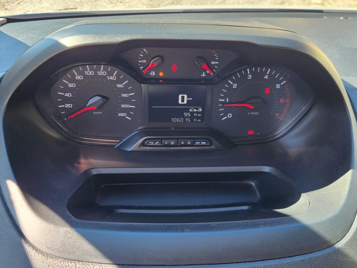 peugeot-partner-2022-diesel-1499cc
