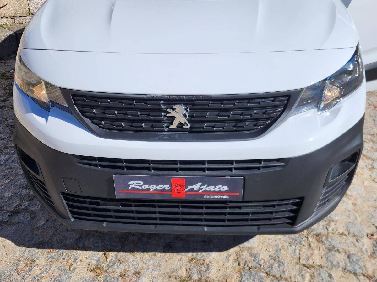 peugeot-partner-2022-diesel-1499cc