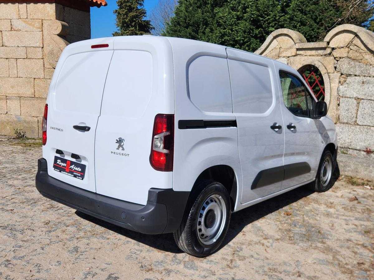 peugeot-partner-2022-diesel-1499cc
