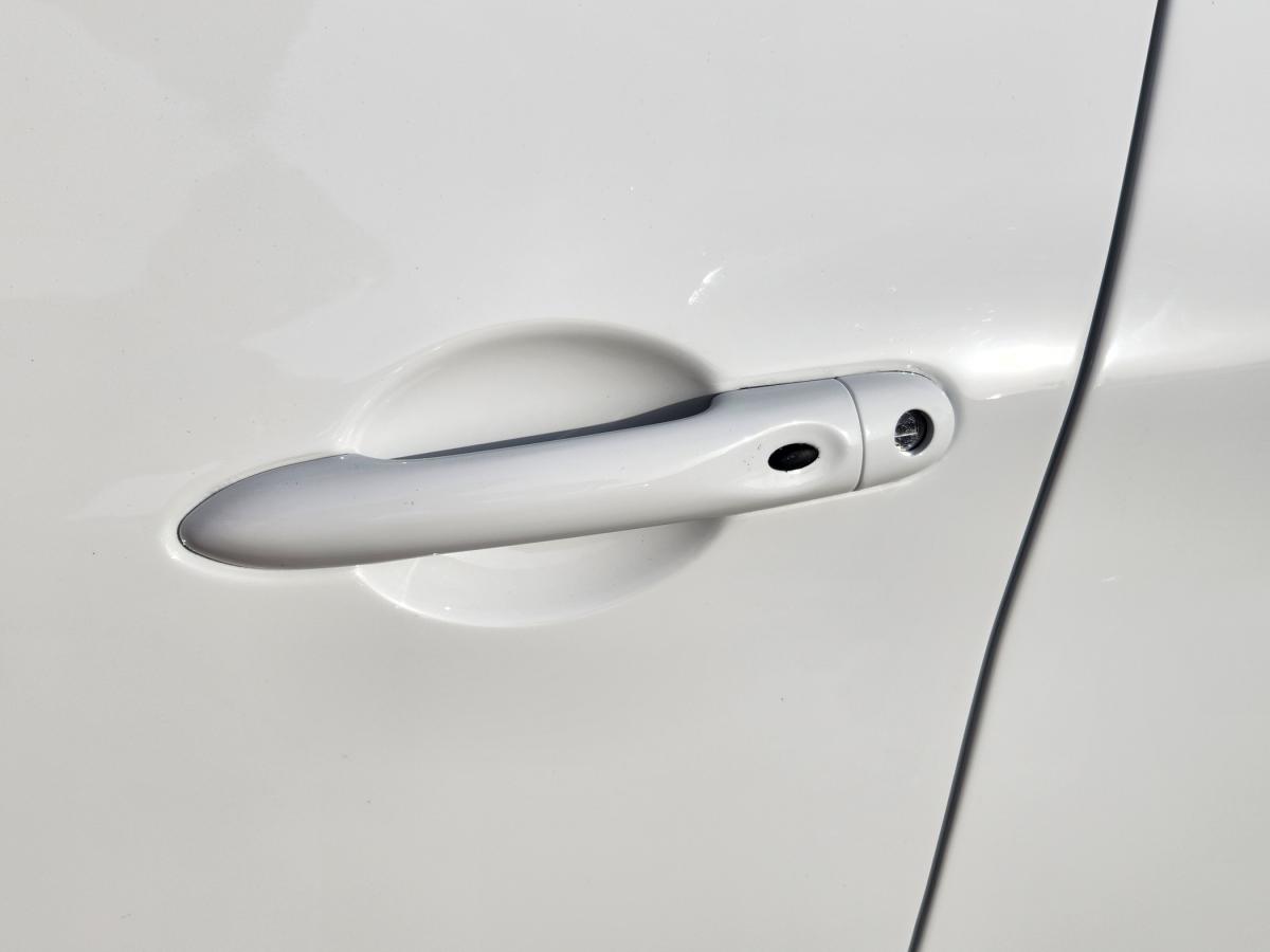 renault-zoe-2018-eletrico-500cc