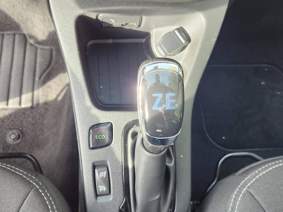 renault-zoe-2018-eletrico-500cc