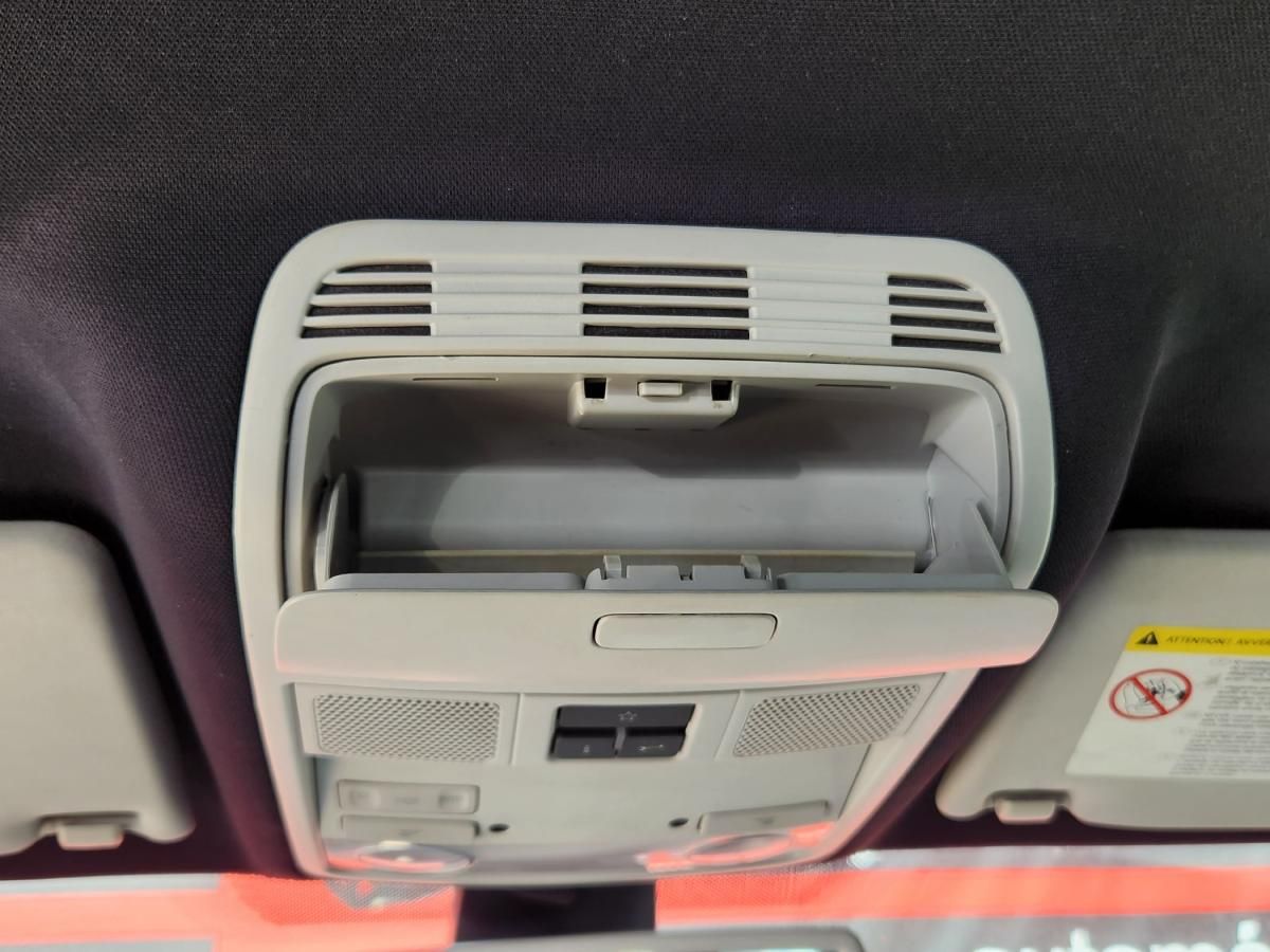 volkswagen-passat-variant-2009-diesel-1598cc