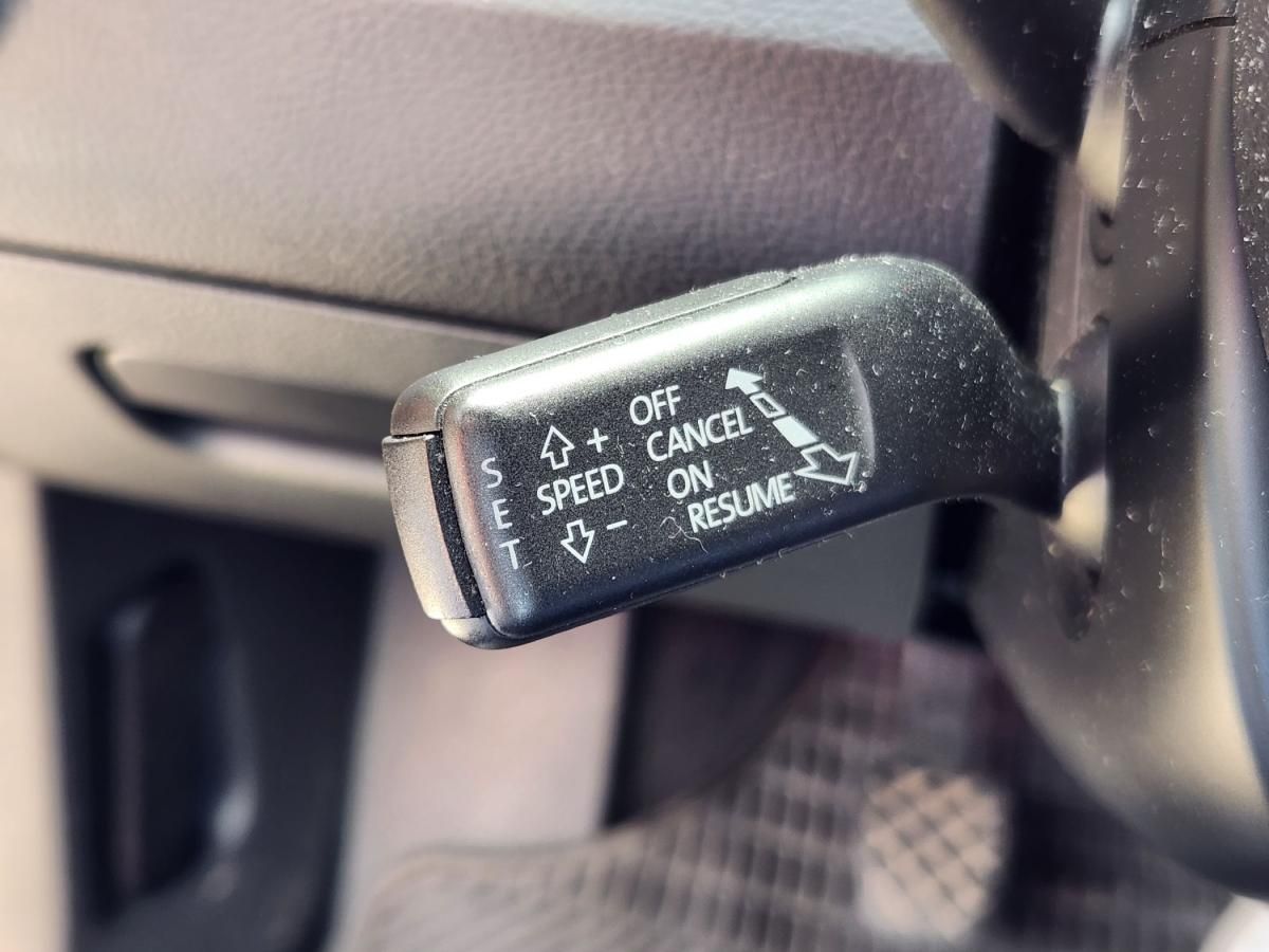 volkswagen-passat-variant-2009-diesel-1598cc