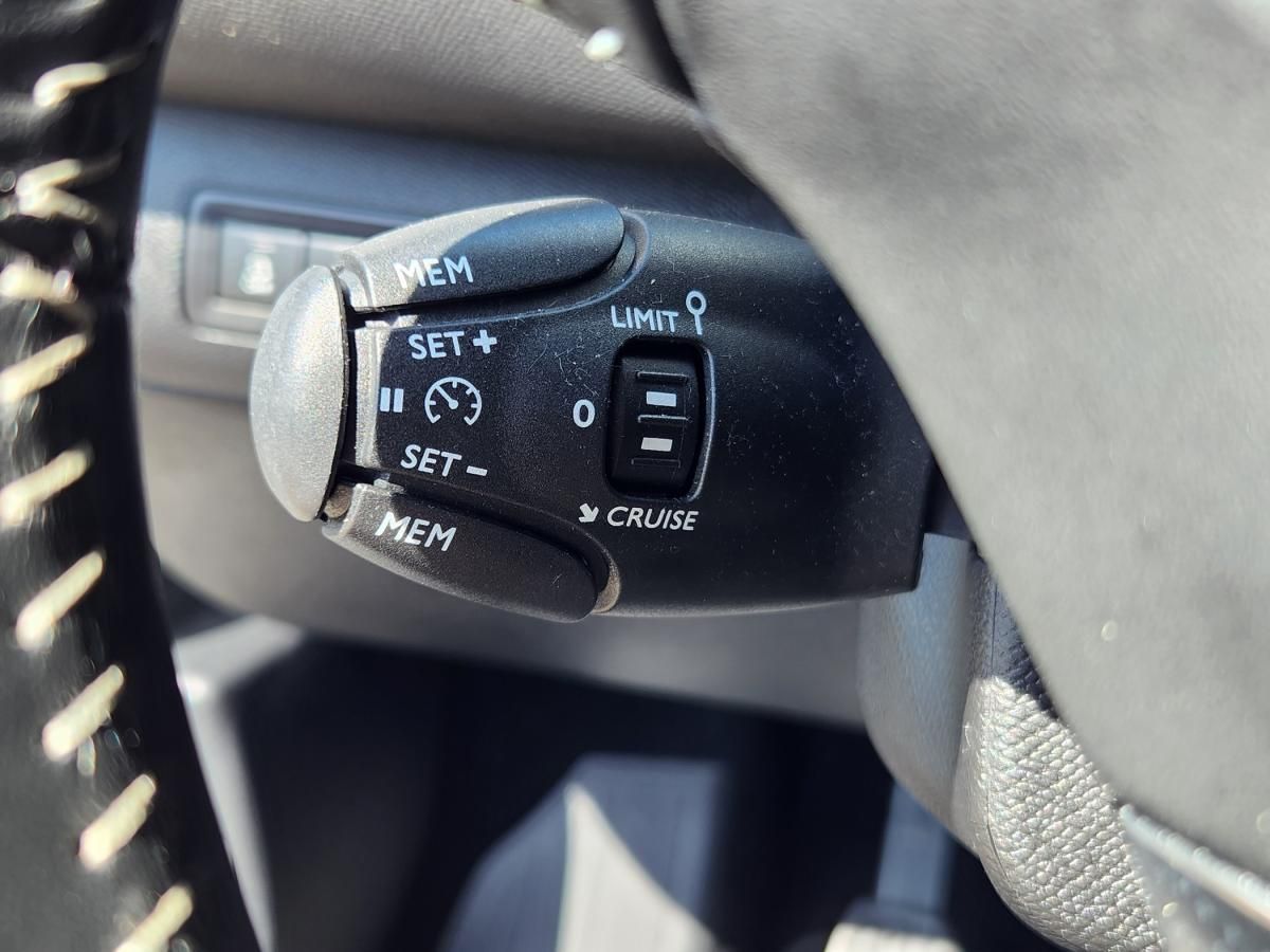 peugeot-308-2016-diesel-1560cc