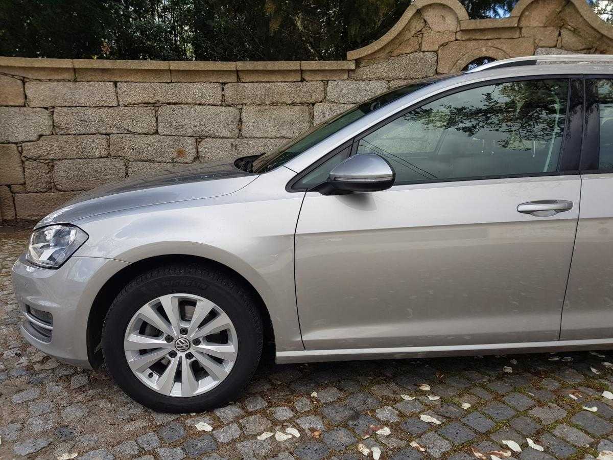 volkswagen-golf-variant-2014-diesel-1968cc