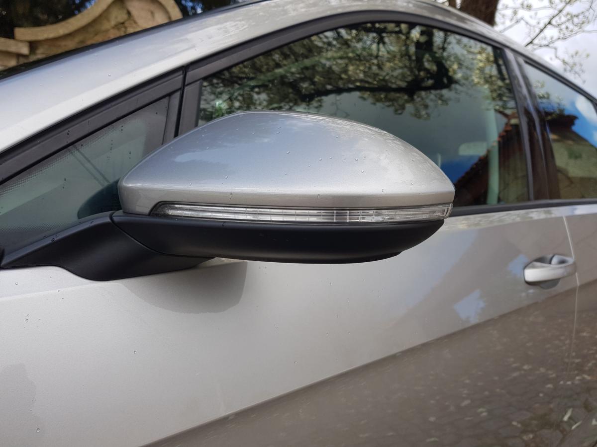 volkswagen-golf-variant-2014-diesel-1968cc