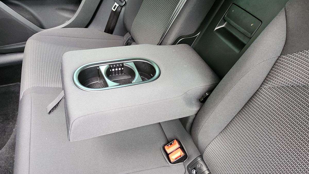 seat-leon-st-2018-diesel-1598cc