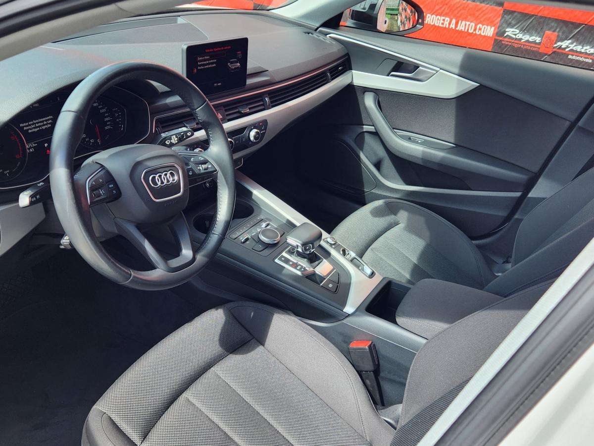 audi-a4-avant-2019-diesel-1968cc