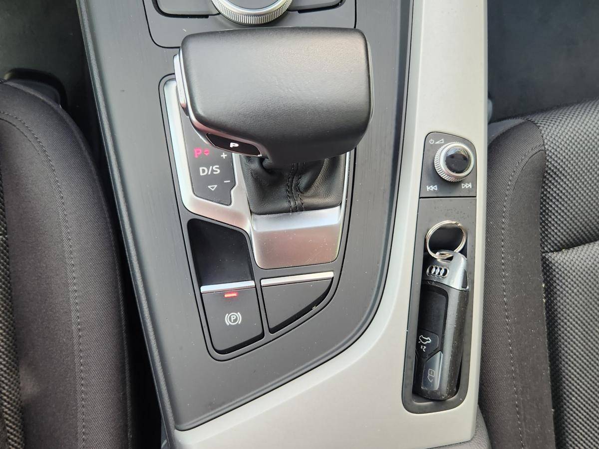 audi-a4-avant-2019-diesel-1968cc